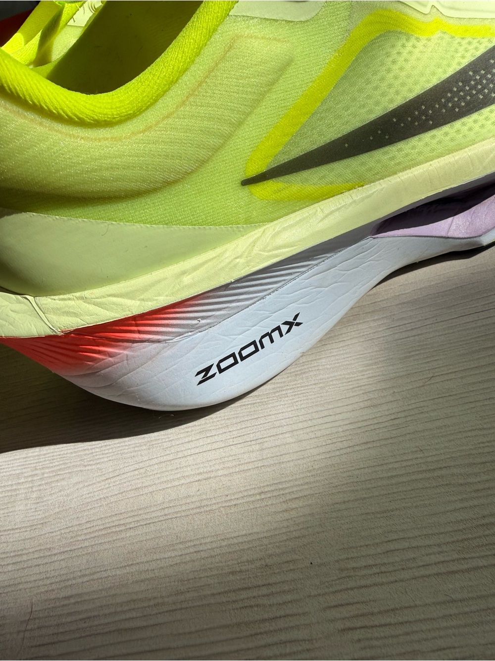 Nike Zoom Fly 6 - Lime Green. Women’s size 10 - Picture 5 of 8